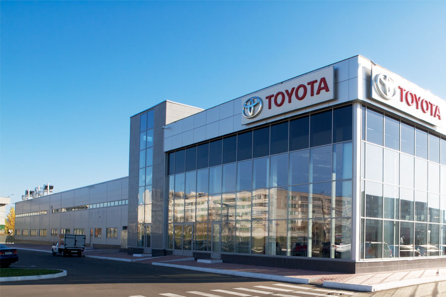  Toyota